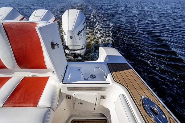 Chris s Consent 38ft Fountain Yacht For Sale