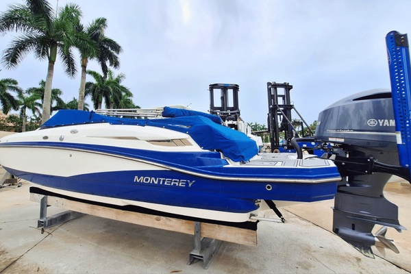 24ft Monterey Yacht For Sale