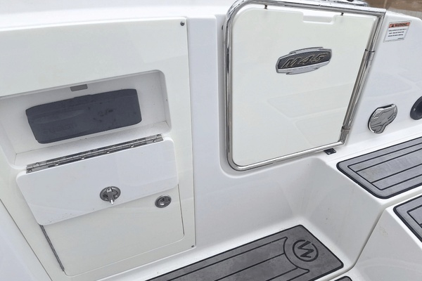 24ft Monterey Yacht For Sale