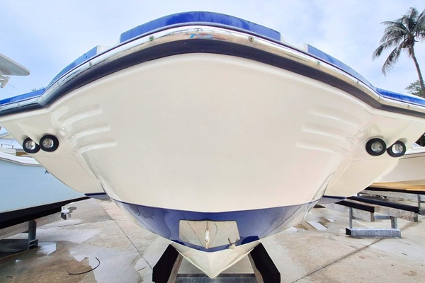 24ft Monterey Yacht For Sale