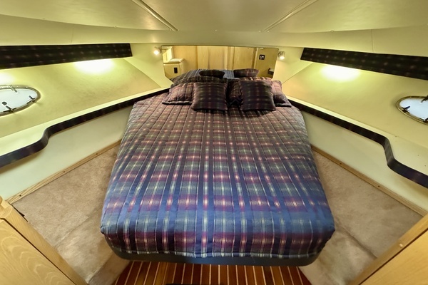 1999 Tiara Yachts 41