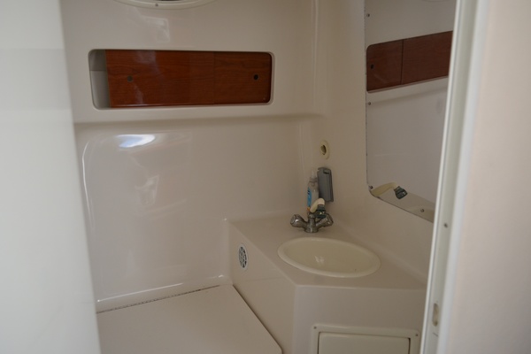 28ft Monterey Yacht For Sale