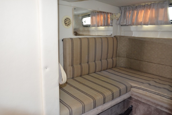 28ft Monterey Yacht For Sale