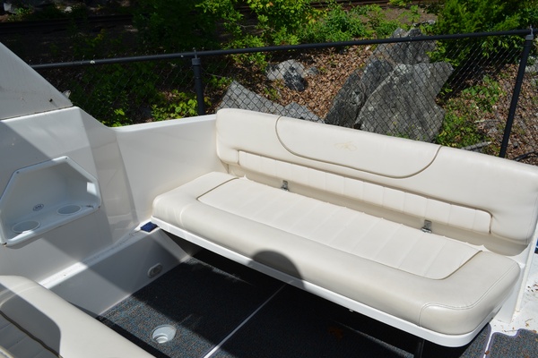 28ft Monterey Yacht For Sale
