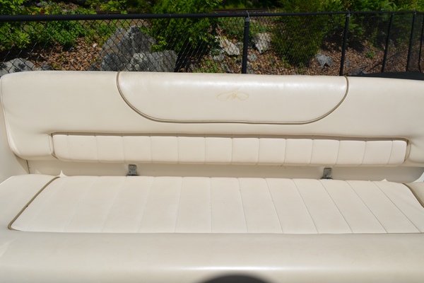 28ft Monterey Yacht For Sale