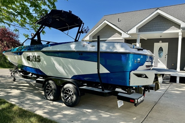 2022 Axis 24