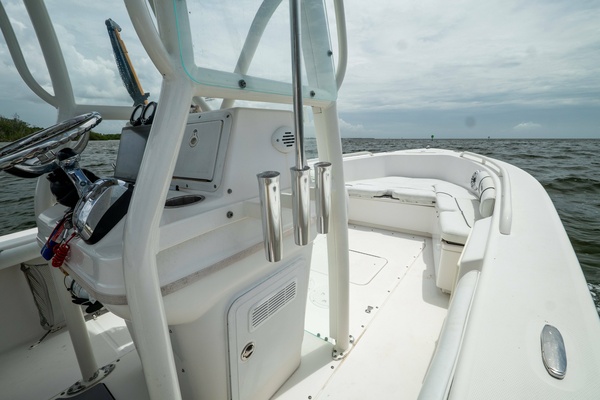 24ft Everglades Yacht For Sale