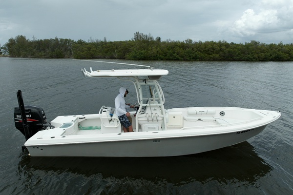 24ft Everglades Yacht For Sale