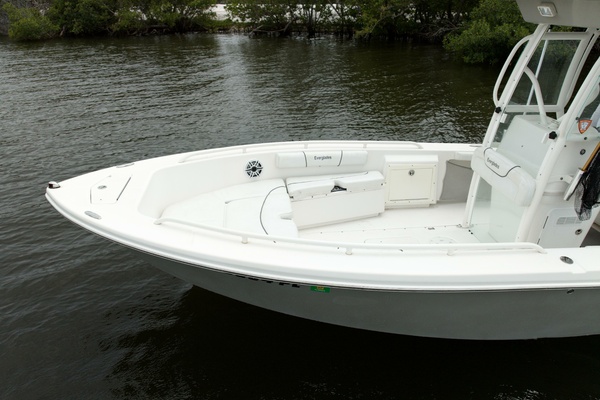 24ft Everglades Yacht For Sale