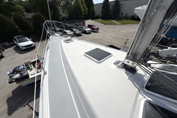 Morpheus II 41ft Hunter Yacht For Sale