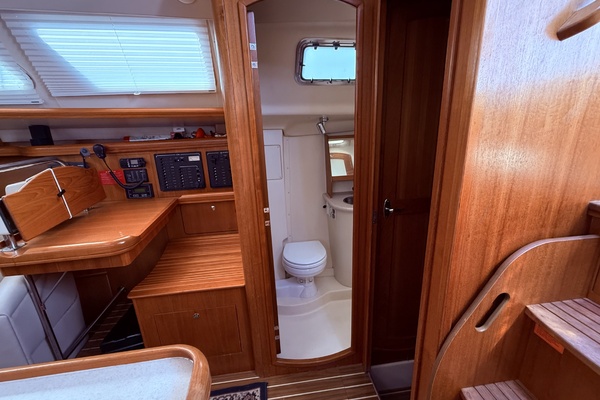 Morpheus II 41ft Hunter Yacht For Sale