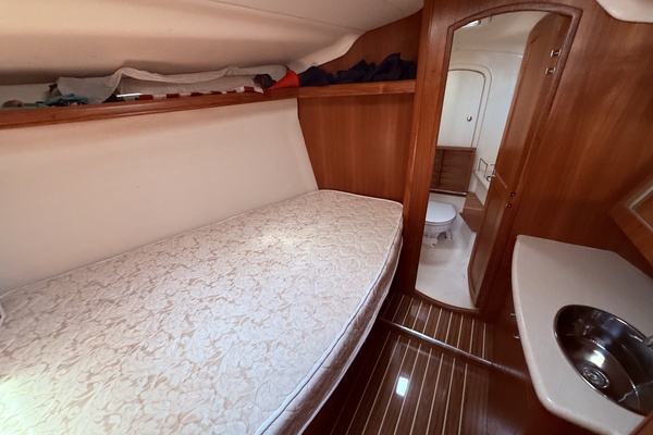 Morpheus II 41ft Hunter Yacht For Sale