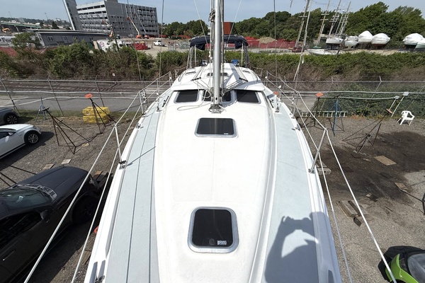 Morpheus II 41ft Hunter Yacht For Sale