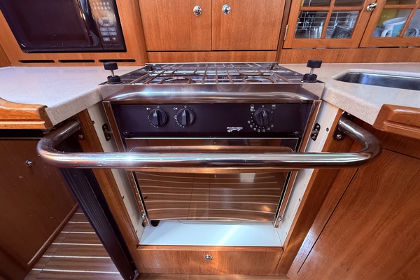 Morpheus II 41ft Hunter Yacht For Sale