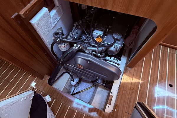 Morpheus II 41ft Hunter Yacht For Sale