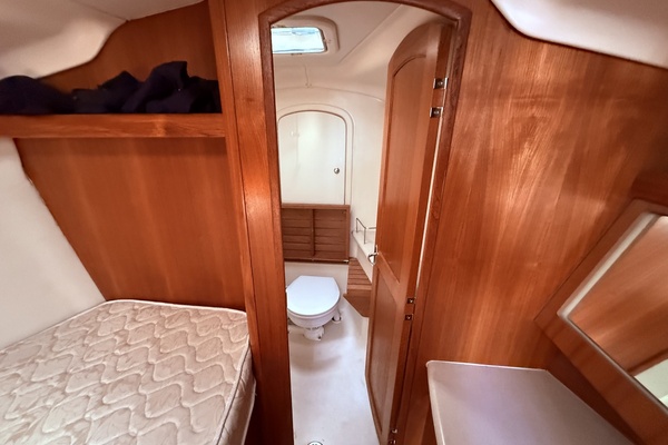 Morpheus II 41ft Hunter Yacht For Sale