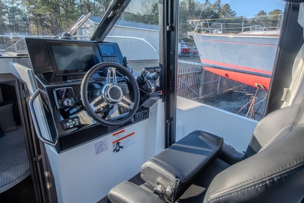 30ft Jeanneau Yacht For Sale