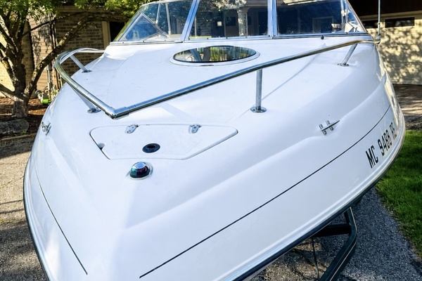 24ft Four Winns Yacht For Sale