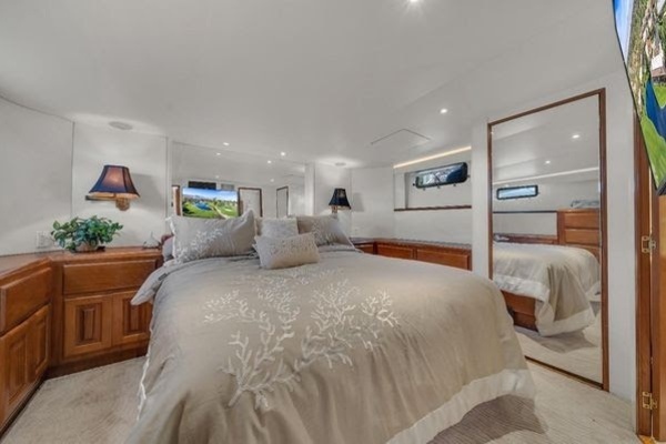 Viking Convertible Yacht For Sale