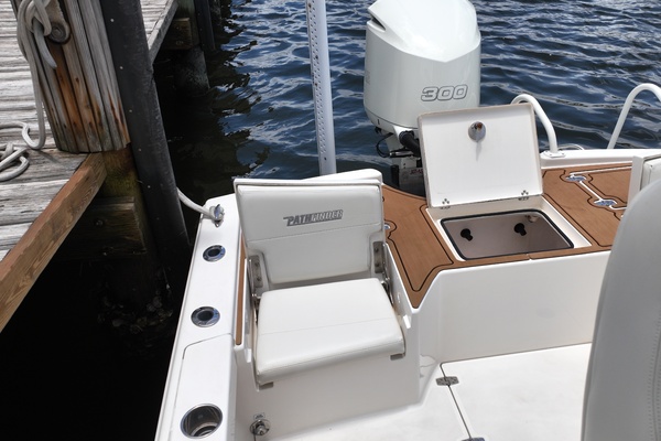 25ft Pathfinder Yacht For Sale