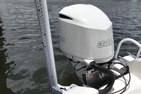 25ft Pathfinder Yacht For Sale
