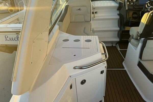 29ft Monterey Yacht For Sale