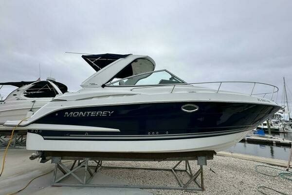 29-ft-Monterey-2018-295 Sport Yacht- Fernadina Beach Florida United States  yacht for sale