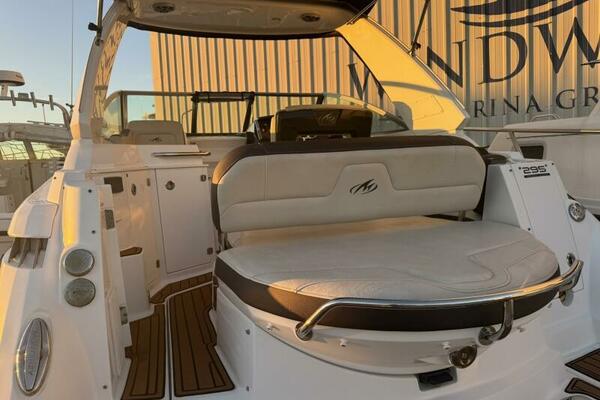 29ft Monterey Yacht For Sale