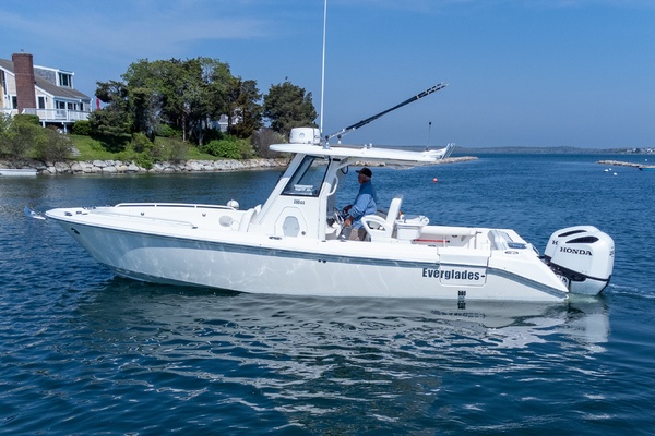 29ft Everglades Yacht For Sale