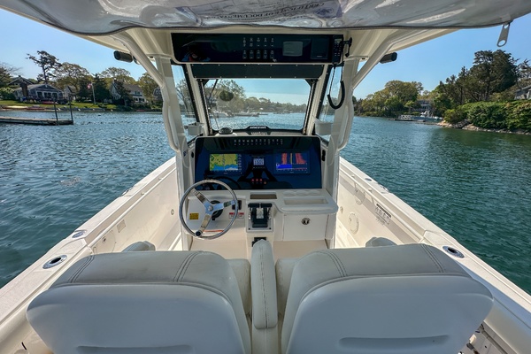 29ft Everglades Yacht For Sale
