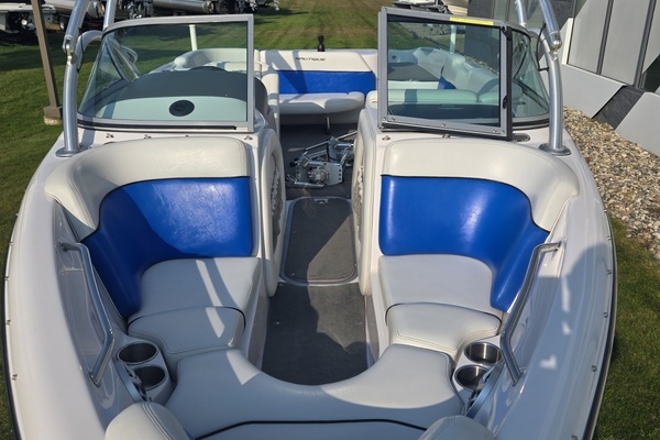 21ft Nautique Yacht For Sale
