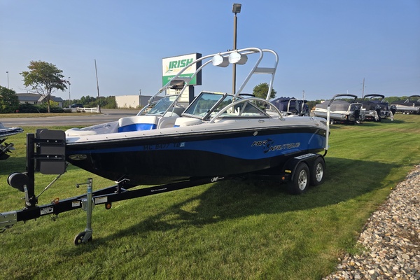 21ft Nautique Yacht For Sale