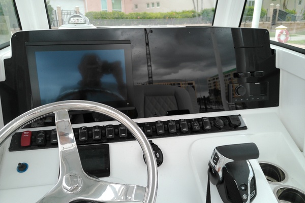 24ft Sea Hunt Yacht For Sale