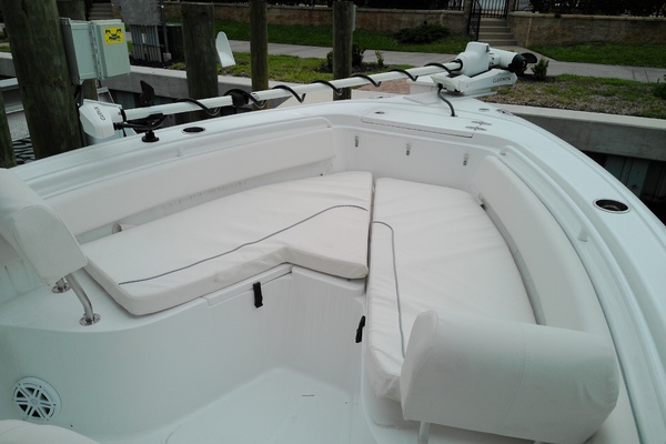 24ft Sea Hunt Yacht For Sale