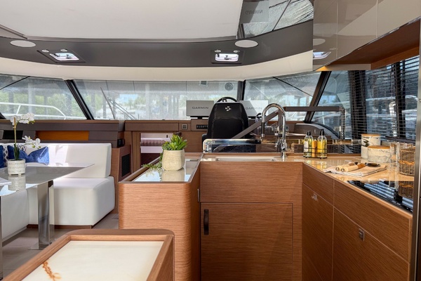 48ft Prestige Yacht For Sale