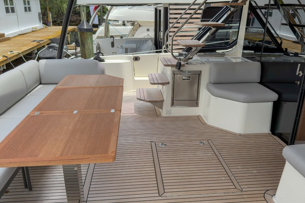 48ft Prestige Yacht For Sale