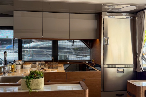 48ft Prestige Yacht For Sale