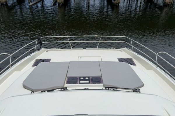 Prestige M48 Yacht For Sale