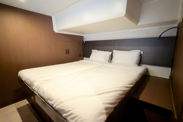 48ft Prestige Yacht For Sale