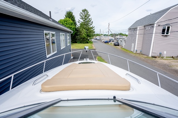 Bella Regazza 29ft Crownline Yacht For Sale