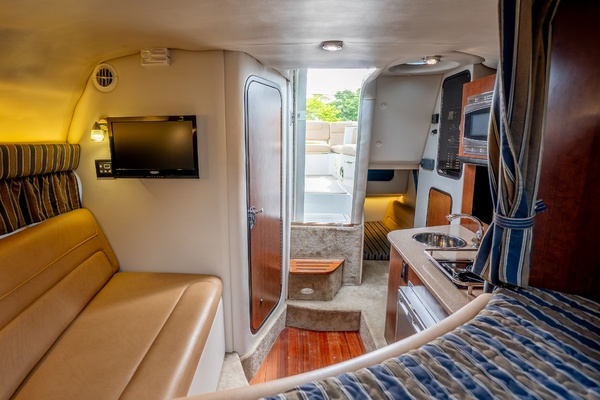 Bella Regazza 29ft Crownline Yacht For Sale