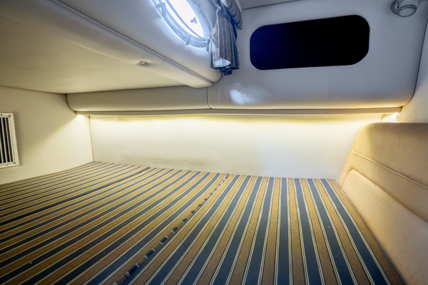Bella Regazza 29ft Crownline Yacht For Sale