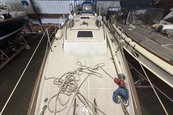 Loon Song 37ft Pacific Seacraft Yacht For Sale