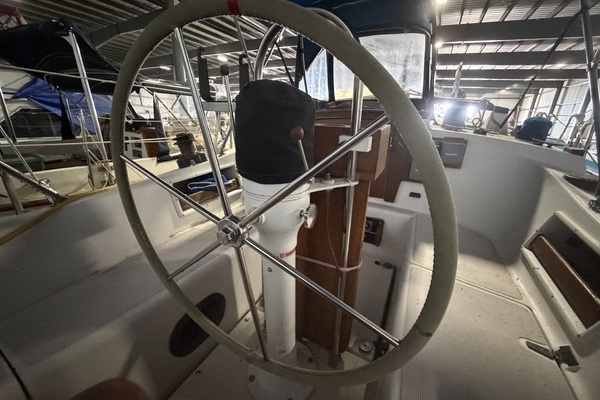 Loon Song 37ft Pacific Seacraft Yacht For Sale