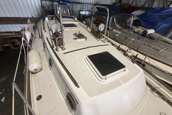 Loon Song 37ft Pacific Seacraft Yacht For Sale