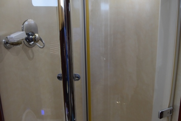 2002 Fairline 58