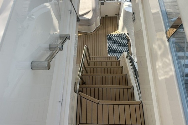 2002 Fairline 58