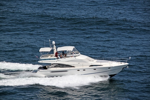 2002 Fairline 58