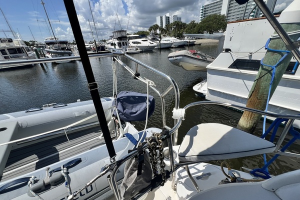 Perseverance 38ft Hunter Yacht For Sale