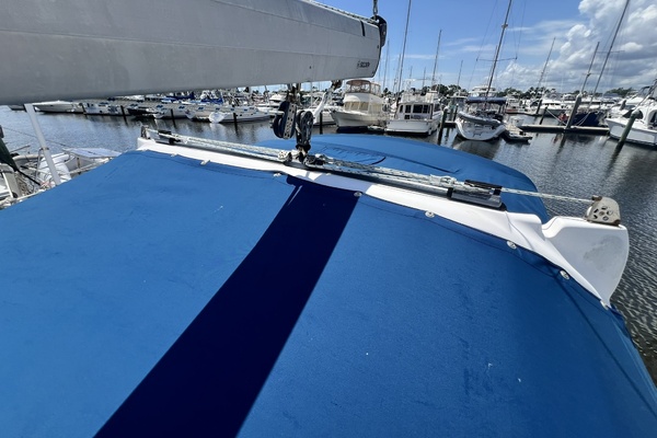 Perseverance 38ft Hunter Yacht For Sale